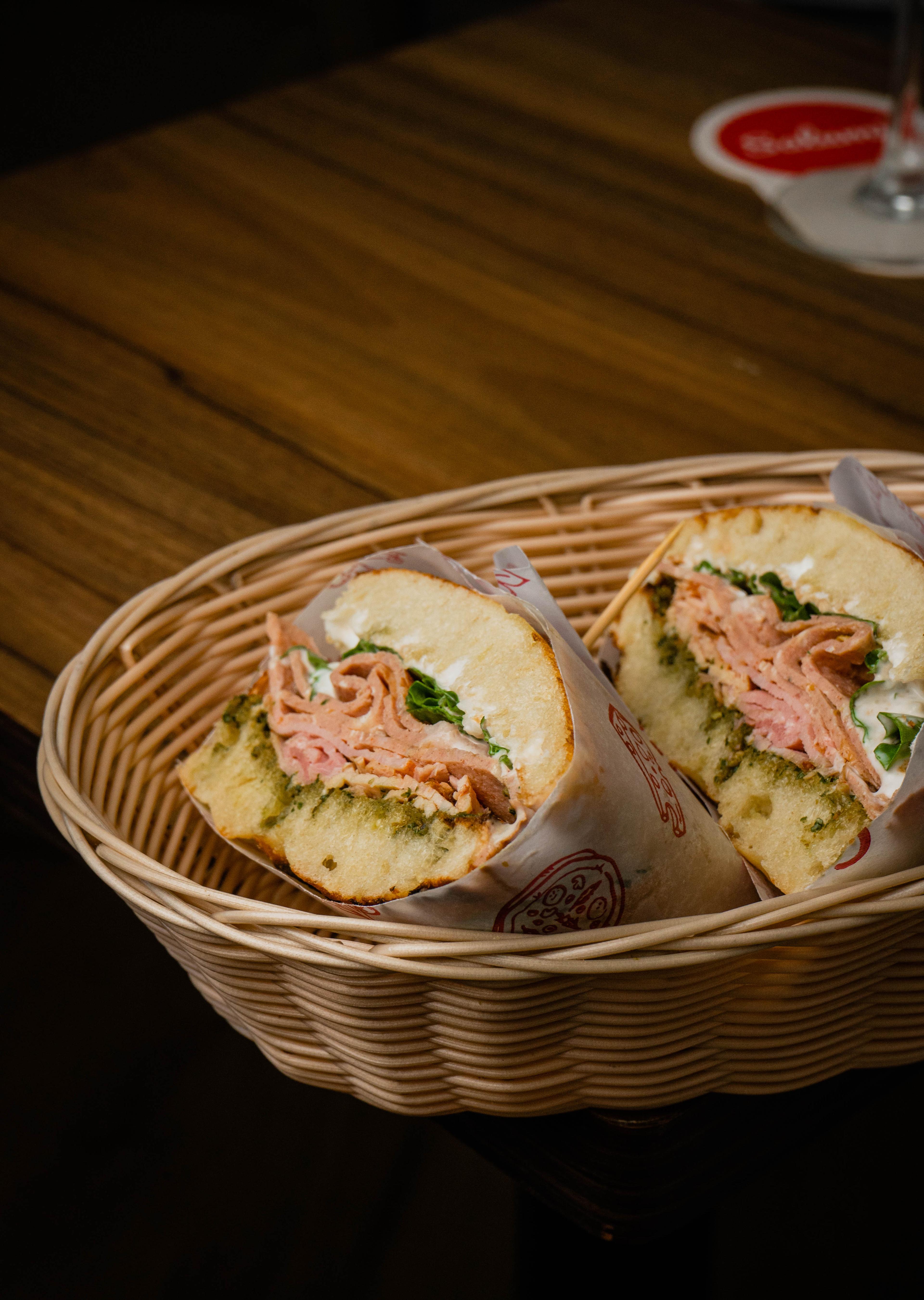 Focaccia artesanal Salumi